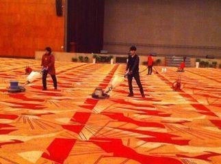 廣州連鎖酒店地毯污漬清潔全攻略 精準應對特殊臟污挑戰